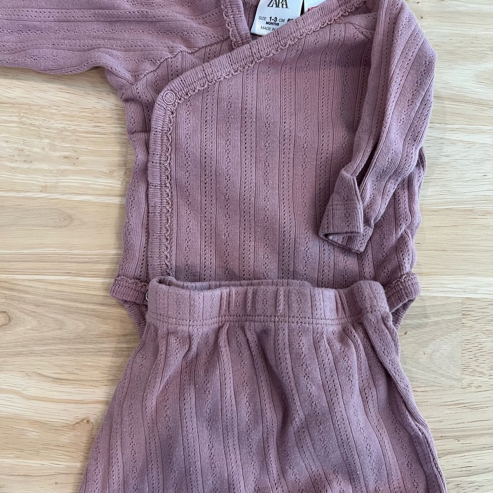 Zara light purple/dusty pink Baby Set